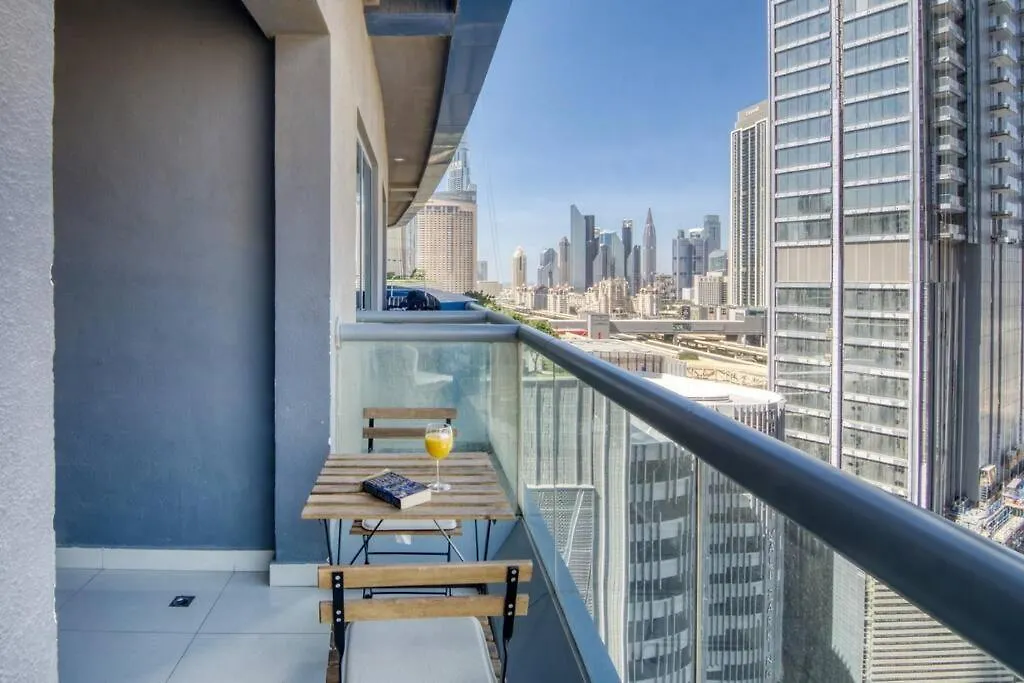 Apartment First Class 2Br Modern Downtown Retreat Dubai