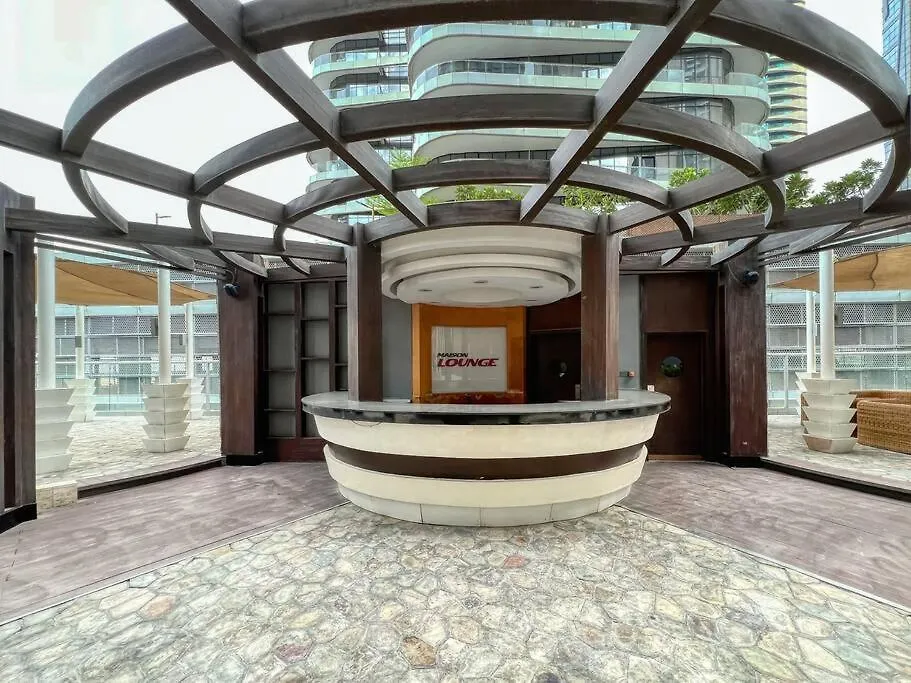 Apartment First Class 2Br Modern Downtown Retreat Dubai