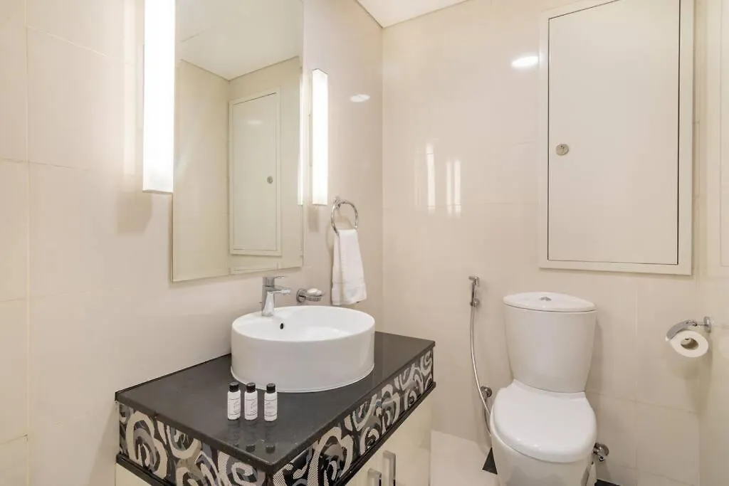 First Class 2Br Modern Downtown Retreat Dubai