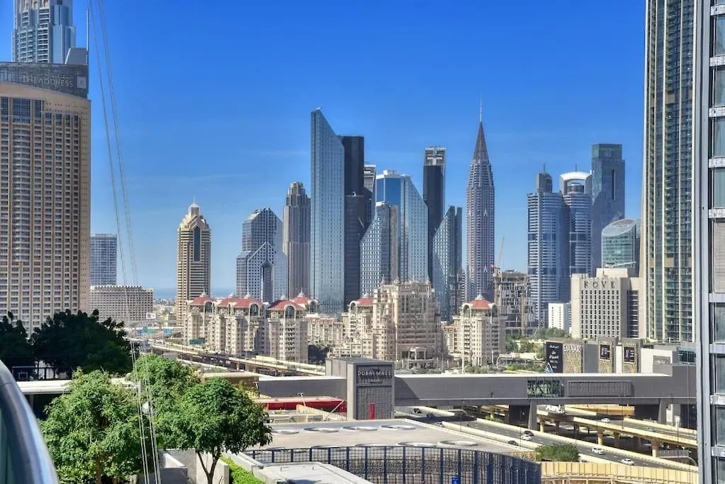 First Class 2Br Modern Downtown Retreat Dubai